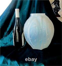 Verlys Art-deco Vase En Verre Opalescente France Des Années 1920