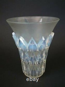 Verre Opalescent Rene Lalique 'feuilles' Vase