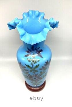 Verre soufflé à la main opaline bleu avec double bordure ondulée et fleurs peintes à la main