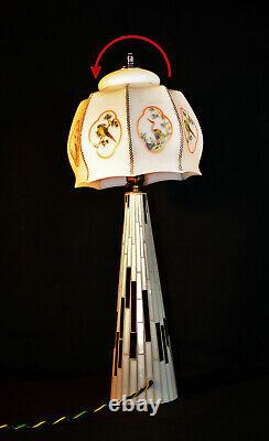 Vintage 1940s Art Deco Space Space Lampe D'âge Verre Mosaïque Opaline Tableau Peint À La Main