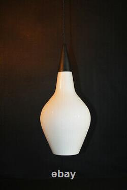 Vintage Des Années 1960 Jo Hammerborg Fog & Morup Motif Blanc Opaline Pendentif Lumière