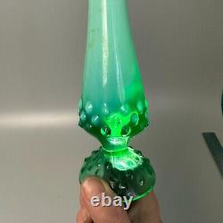 Vintage Fenton Vert Opalescente Uranium Glow Hobnail Swung Slag Bud Vase Euc