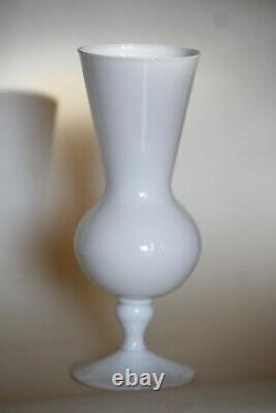 Vintage Italien Blanc Opaline Bud Stem Vase Italie 20cm 7.7in Opalescent Base Vb