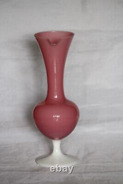 Vintage Italien Rose Opaline Ewer Vase Italie 23cm 9in White Opalescent Base