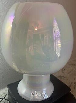 Vinture Cambridge Glass Hand Blown Opalescent Pearl Blanc Iridescent Vase 12x9